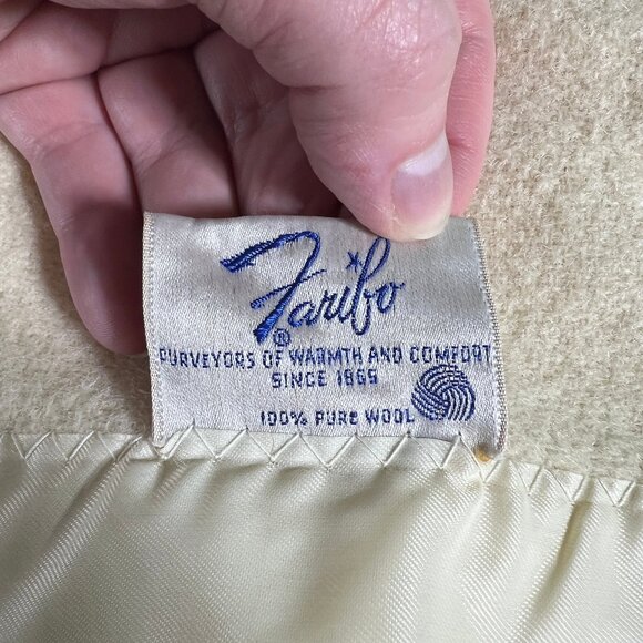 Vintage Faribo Faribault Woolen Mill Wool Blanket - Twin / Throw - Cream Ivory - Picture 1 of 8